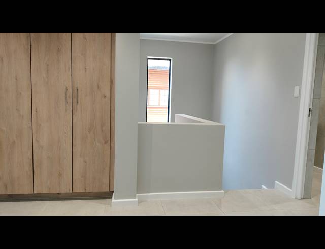 3 BEDROOM FREEHOLD FOR SALE IN BERGSIG